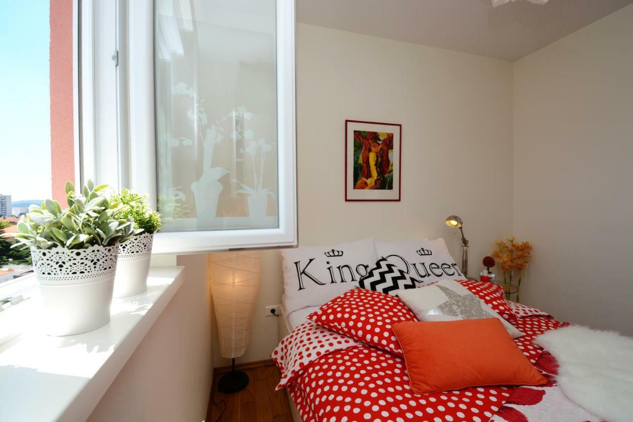 Apartment Vacation In Zadar - Mirna Exterior foto